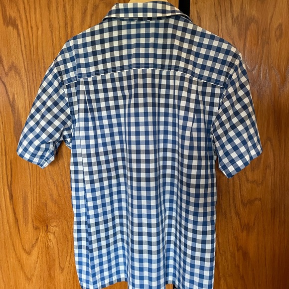 Patagonia button up - Picture 2 of 3